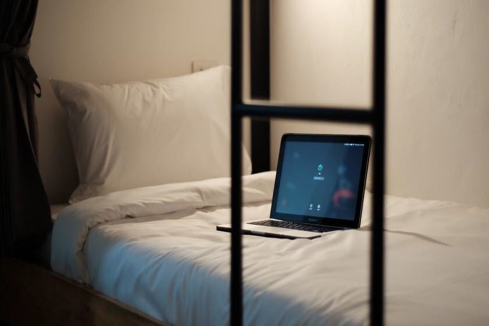 Holy Sheet Hostel Bangkok Ngoại thất bức ảnh